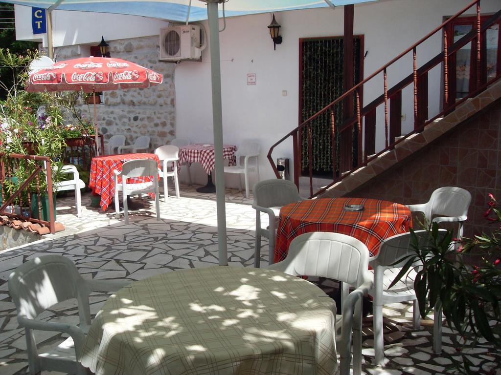 Guest House Rimski Most Melnik  Exteriör bild
